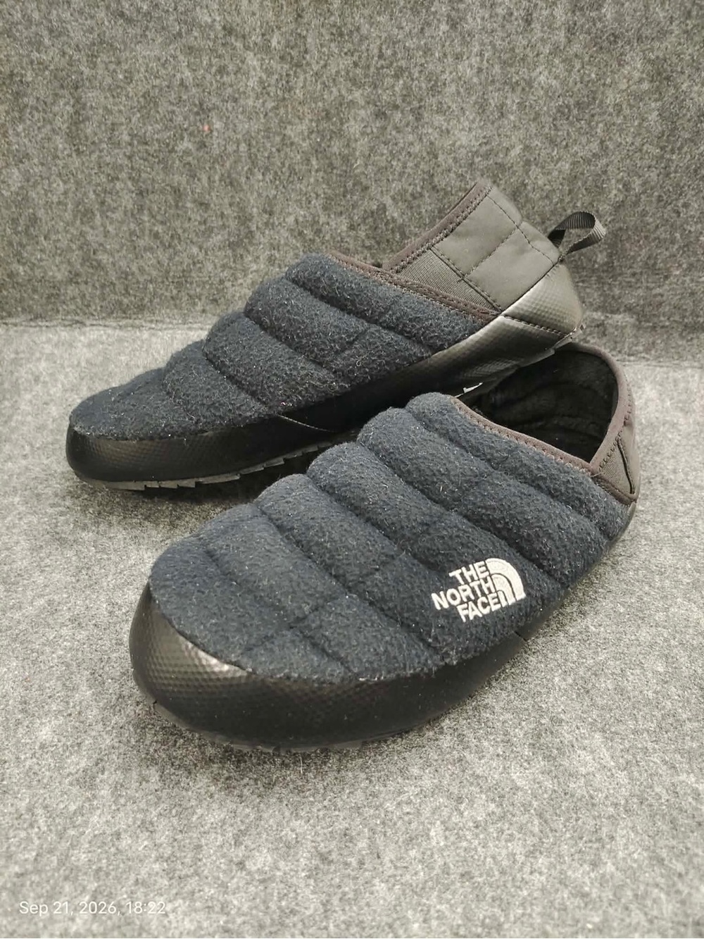 NWOB The North Face Thermoball Traction V Denali In /Outdoor Slipper Women’s 9